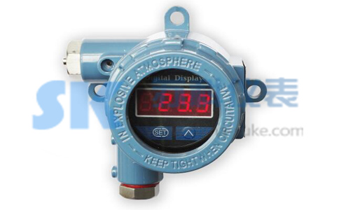 壁挂(guà)式溫度變送器(qi)外形圖